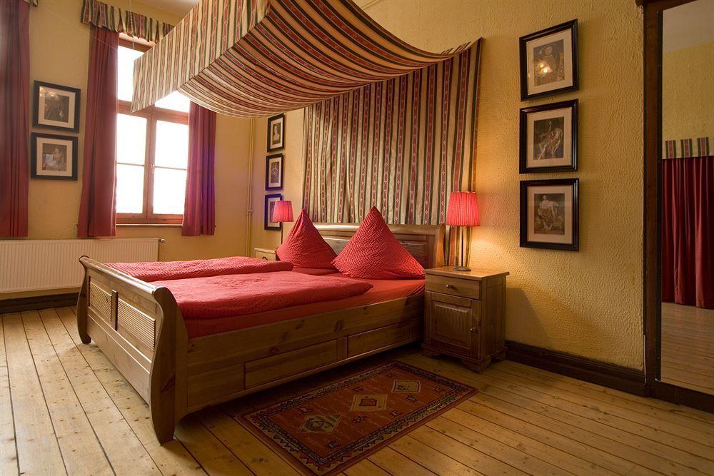 Avalon Bed & Breakfast Themen/- Nichtraucherhotel Hannover Exterior photo