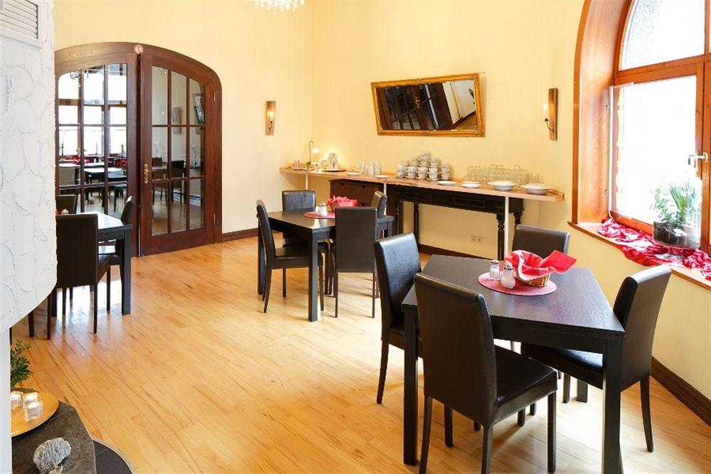 Avalon Bed & Breakfast Themen/- Nichtraucherhotel Hannover Exterior photo