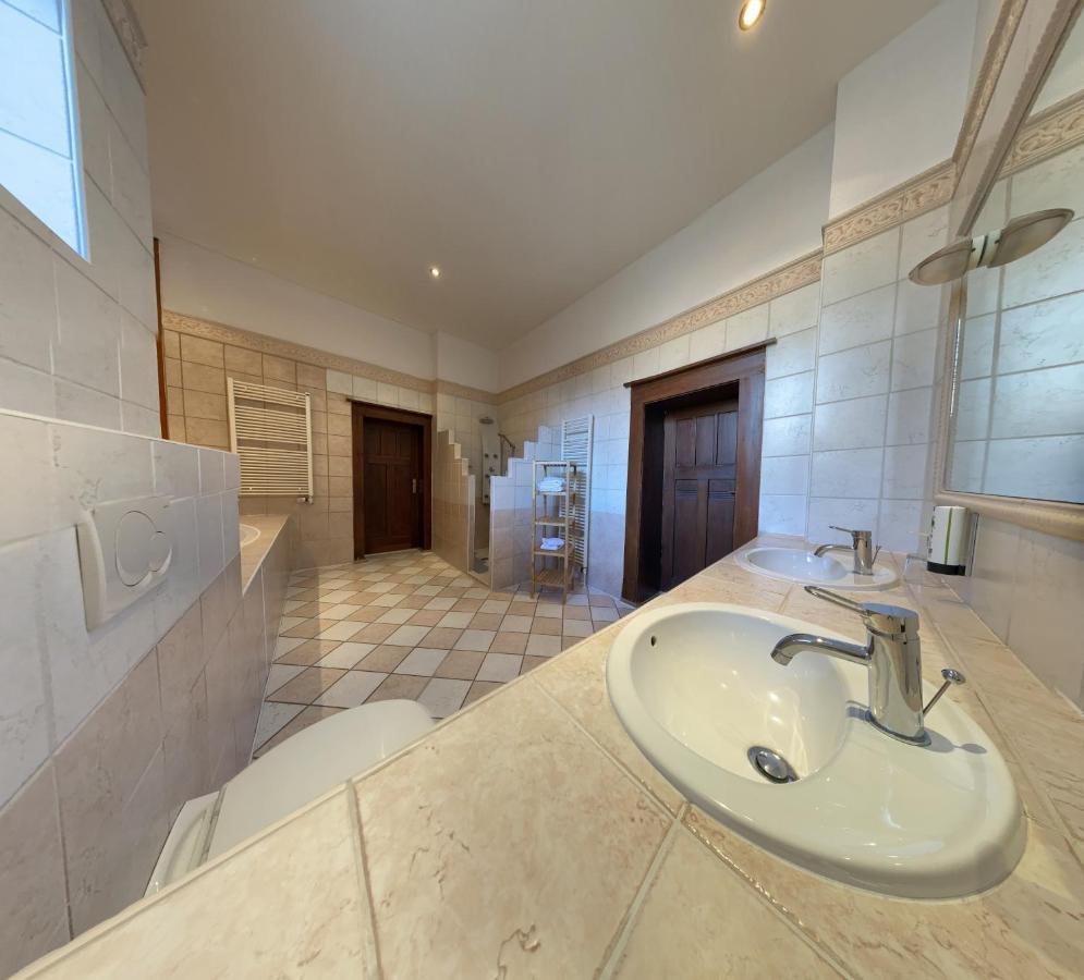 Avalon Bed & Breakfast Themen/- Nichtraucherhotel Hannover Exterior photo